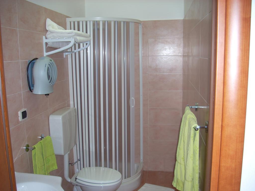 Eurelios Bed and Breakfast Adrano Rum bild